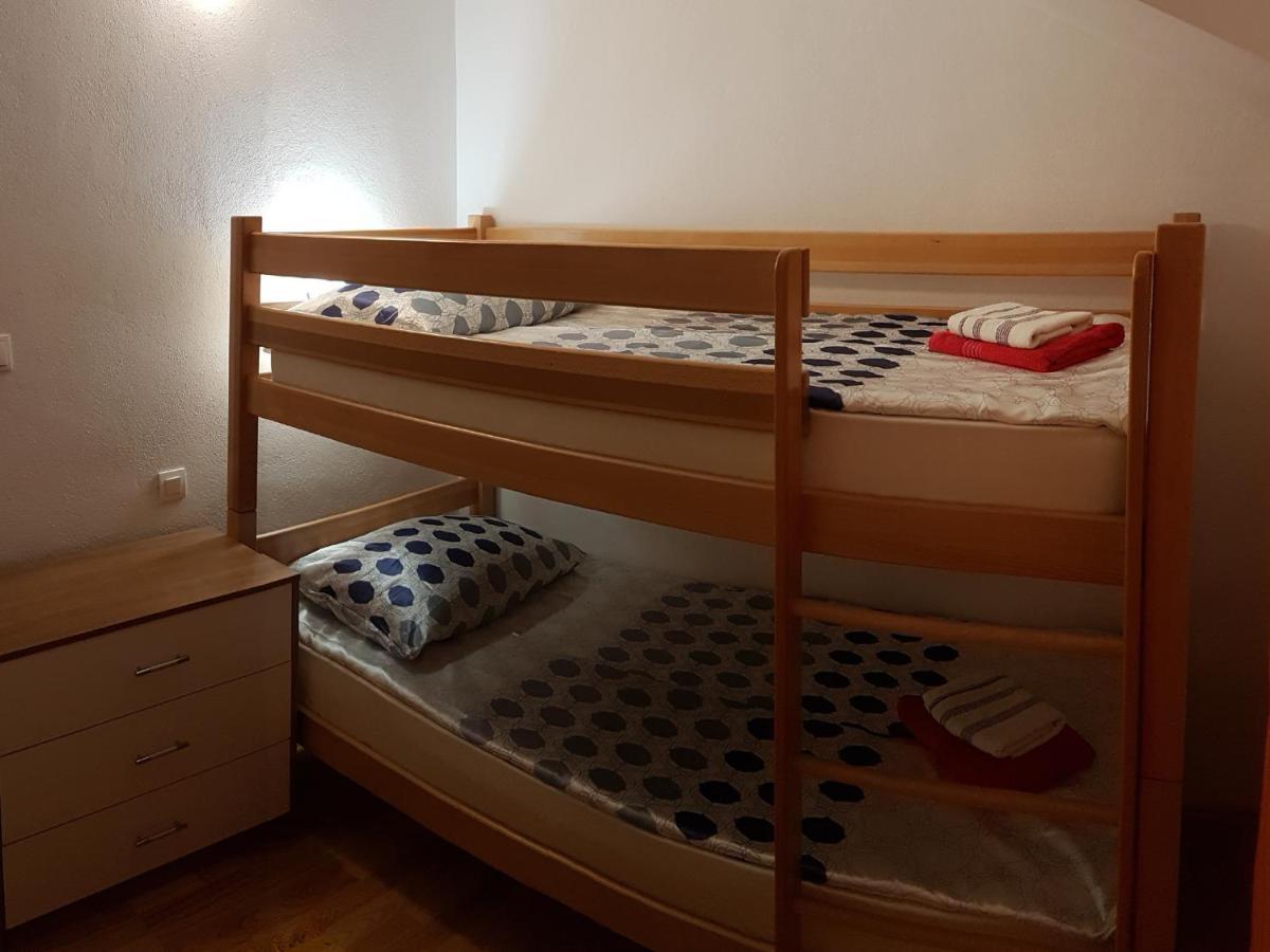 Apartman Vojaline 밀나 외부 사진